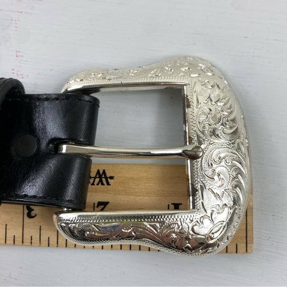 Ranger Belt Company Women’s Black Brown Concho Handtooled Leather Belt Sz 36 - Picture 10 of 14